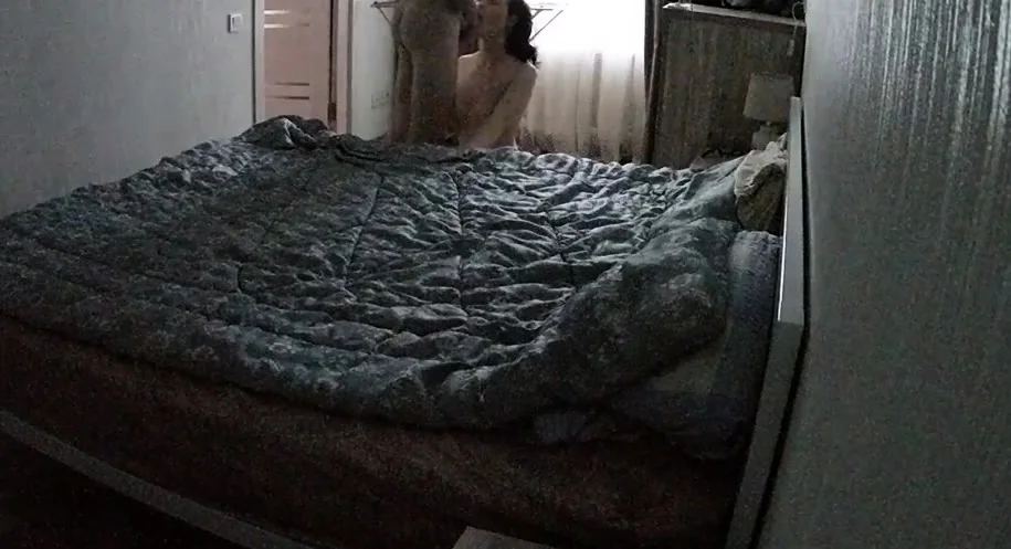 Amateur couple hidden cam