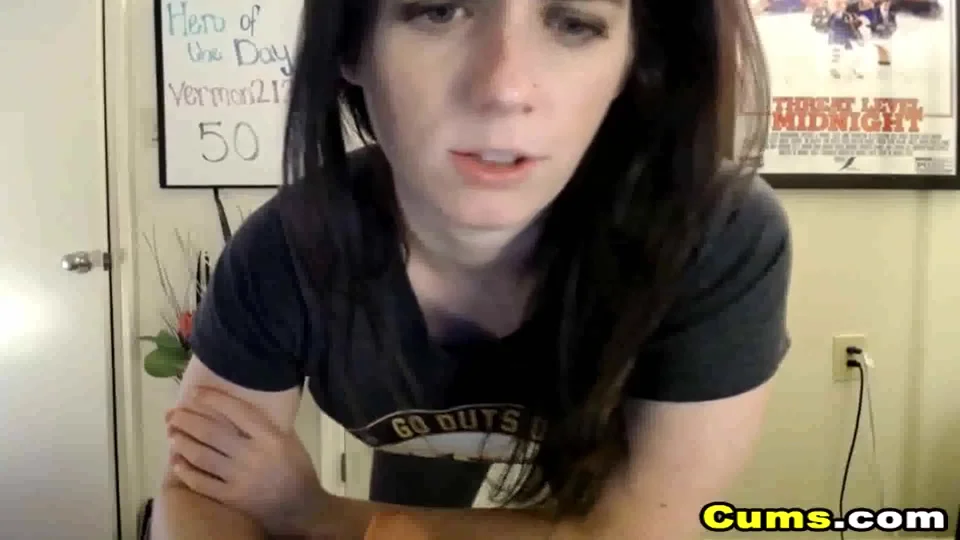 Provocative Coed Show Her Huge Rack And Bootie Live