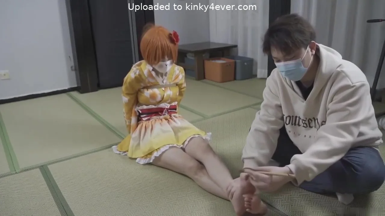 Chinese Cosplay Bondage