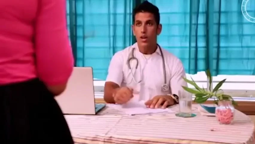 Doctor Ne Kra Check Up Ghar Par Or Chudai Kari