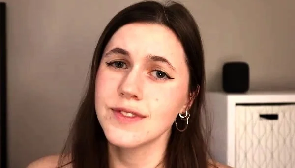 madisynwood - Your Dumb Secretary