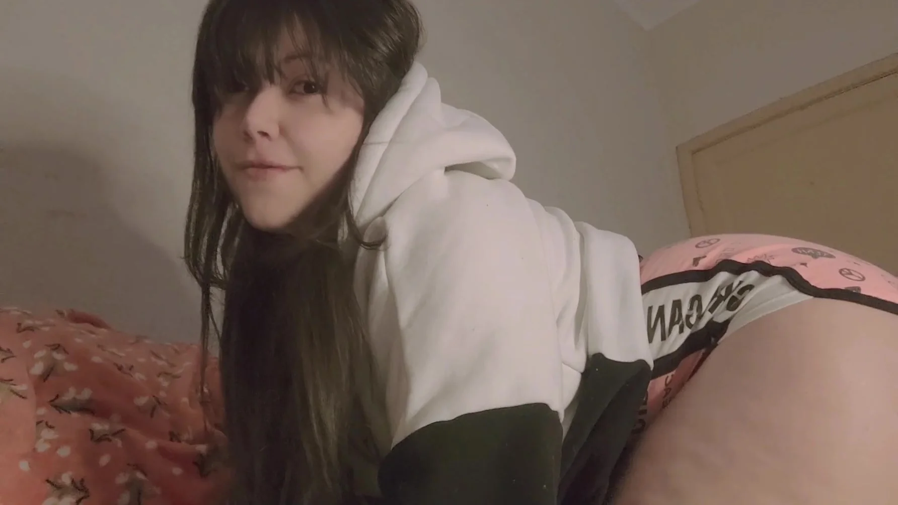 Amateur teen 18+ Humping Pillow Big Ass And Tight Little Pussy - Hana Lily