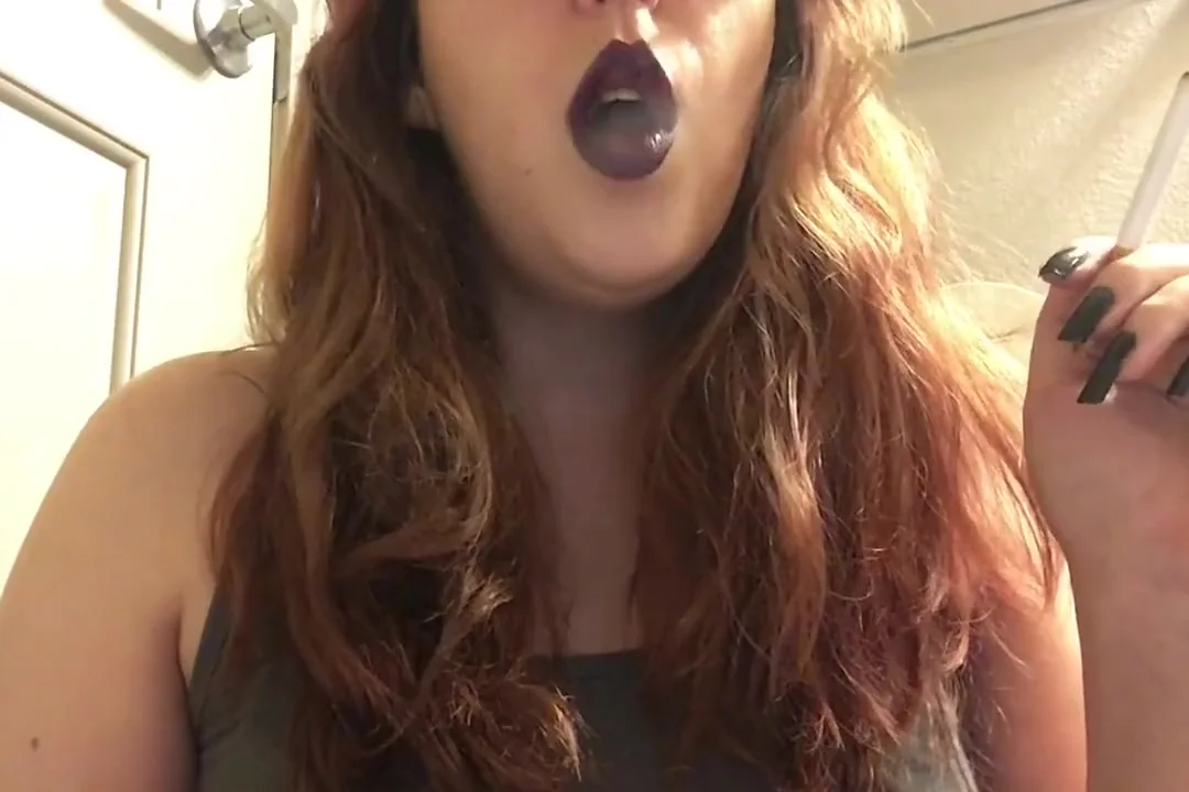 Sexy Chubby Goth teen 18+ Smoking Red Cork Tip 100 Cigarette in Purple Lipstick