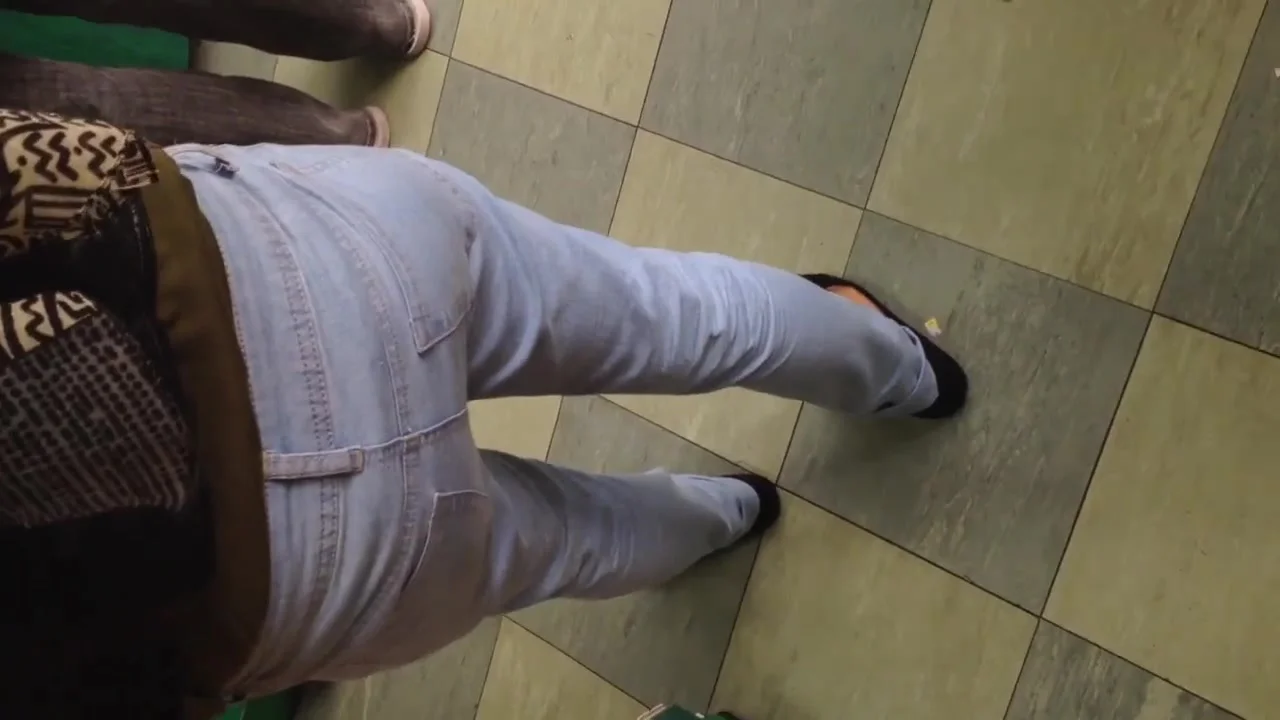 Sexy candid young hijab teens 18+ ass