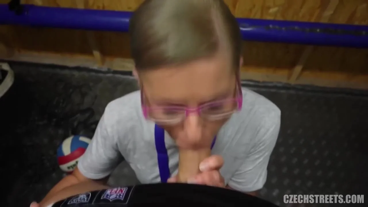 Horny Pe Teacher – E138 – Par