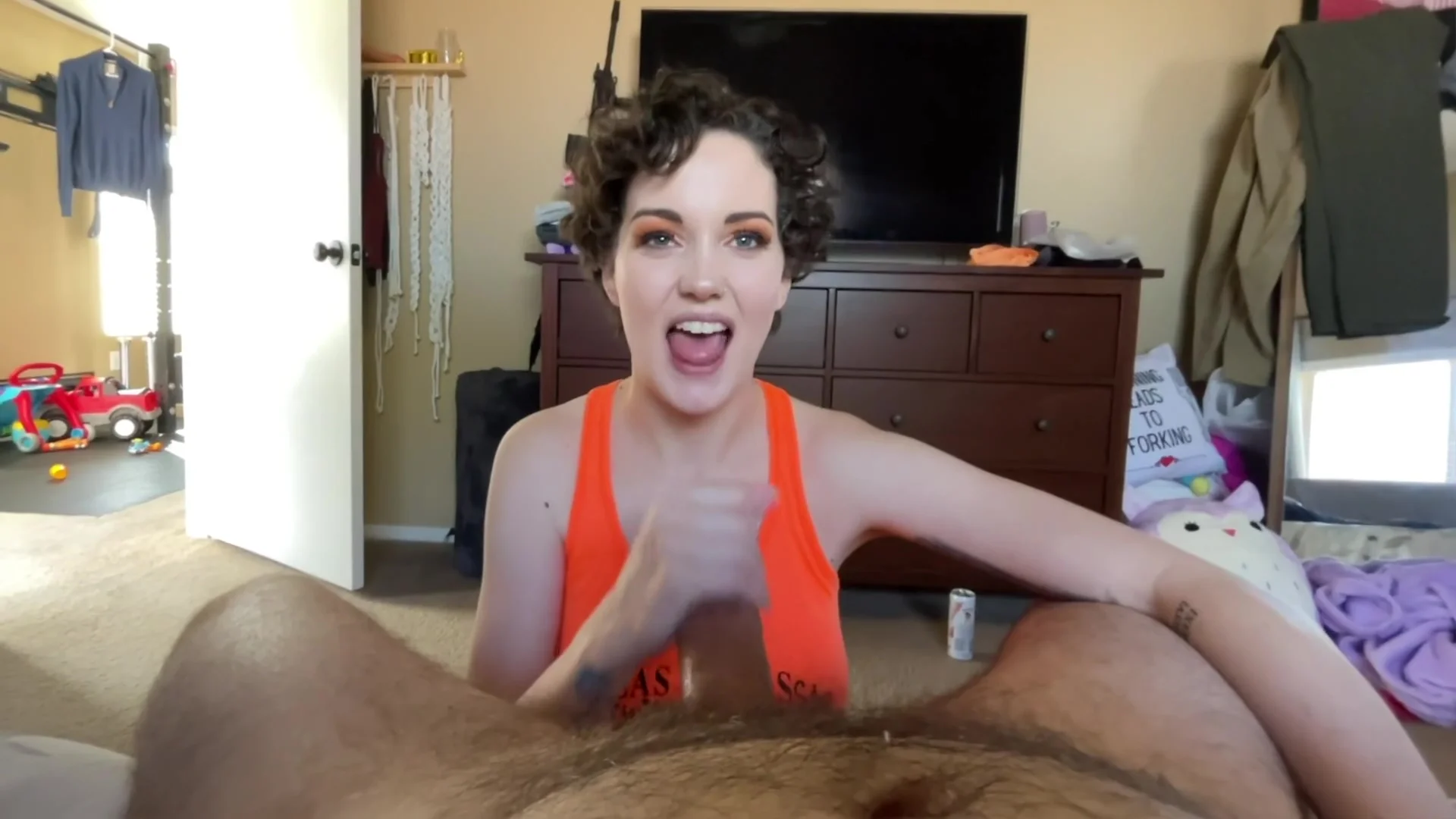 Sneaky Stepdaughter Swallows Every Drop When Step mommy Runs Errands
