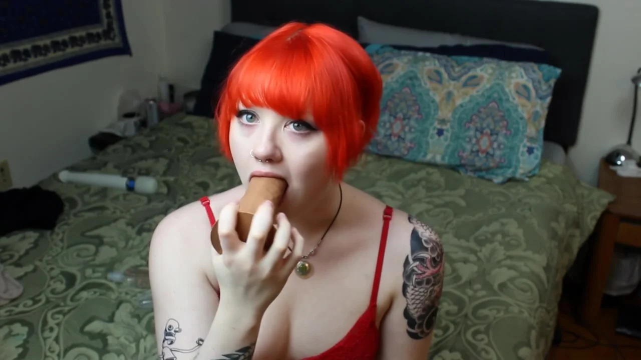 Strip Tease and Sucking just for you. SOLO