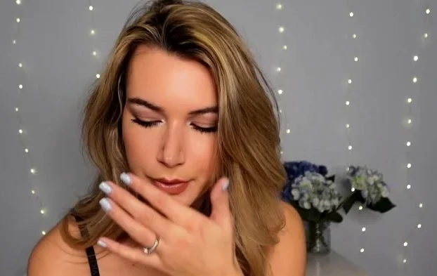 Sabrina Vaz Pregnant ASMR - EXPLICIT labour and delivery