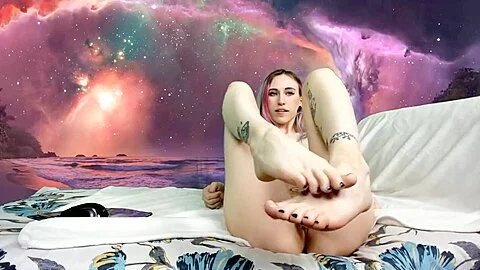 Simply one of the best feet shows on cam 4