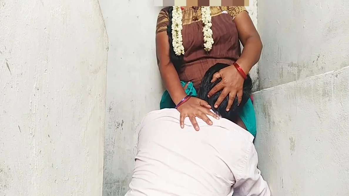 Husbant Eating Pussy In Wife