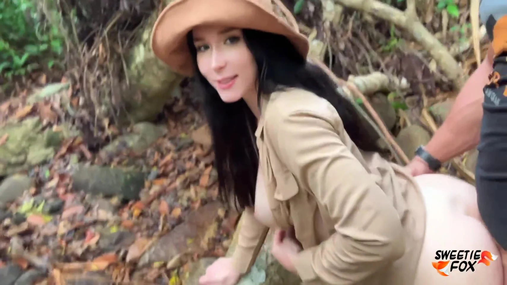 The Guide Sucked The Poison Out Of The Penis And Saved Her Life In Jungle Pov 10 Min - Sweetie Fox