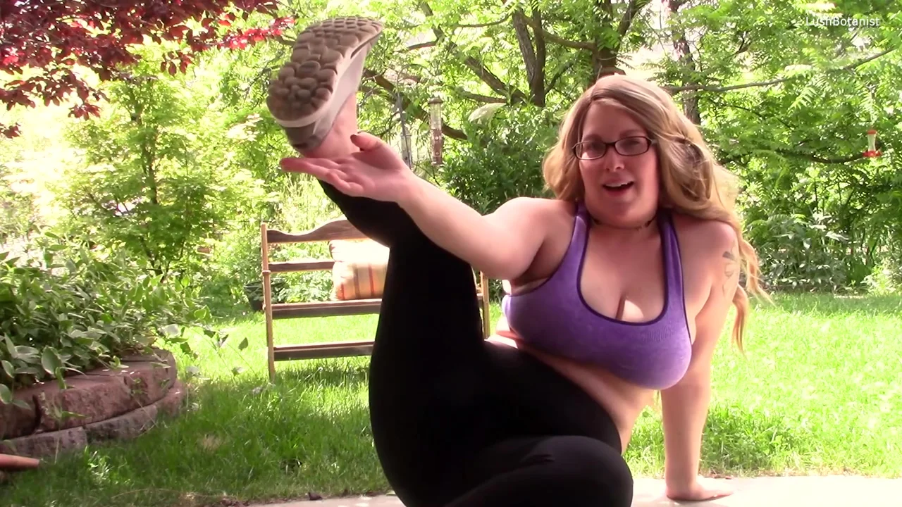 Camp Breaking Wind Yoga Class With Lush Botanist