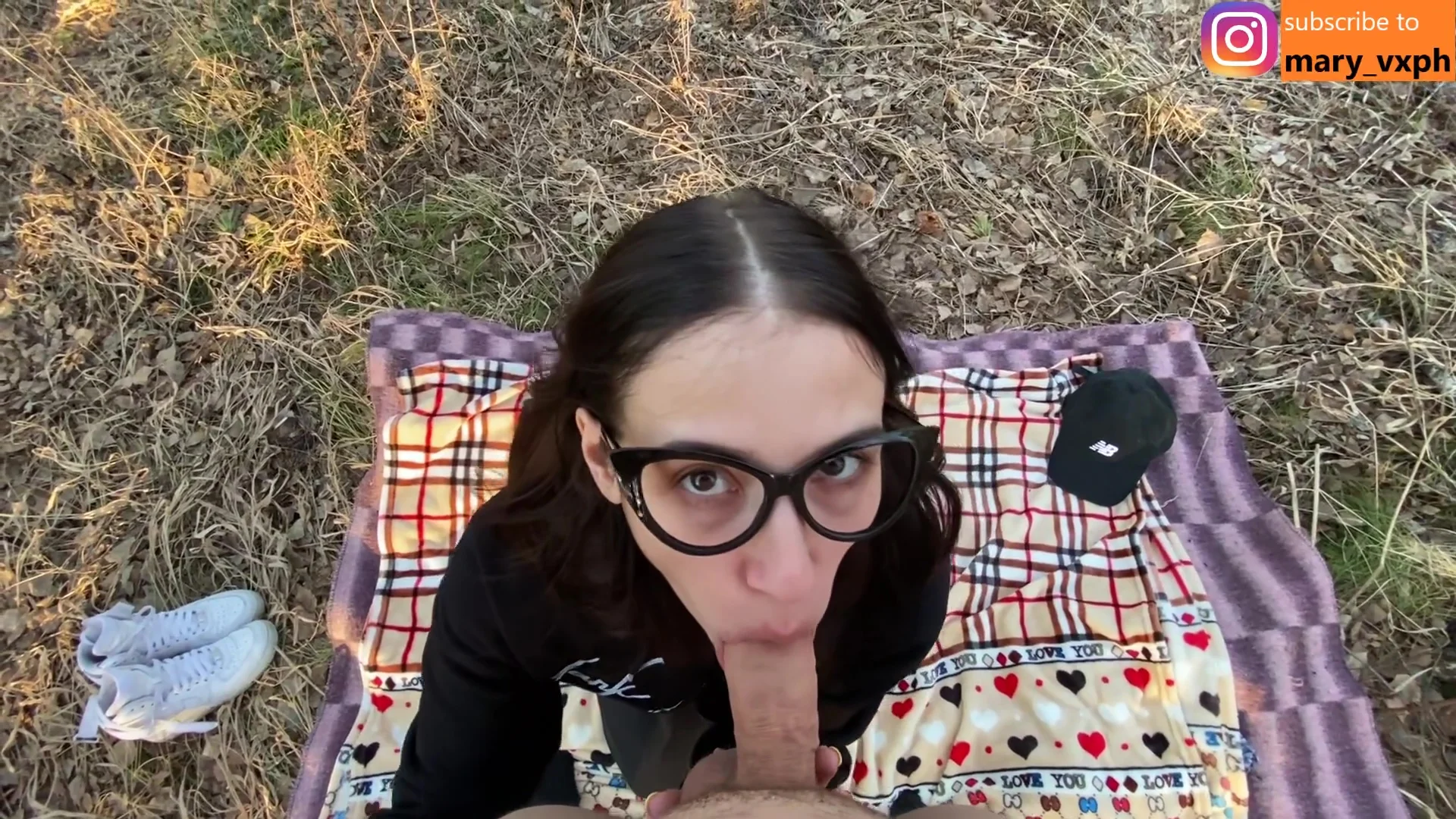 Hot teen 18+ Fucks In The Sunny Forest - Maryvincxxx