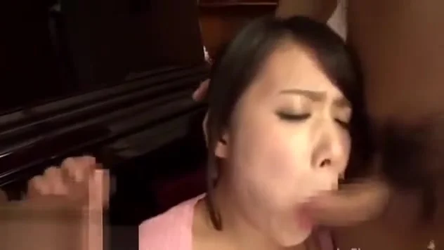 Japanese Girlfriend Threesome
