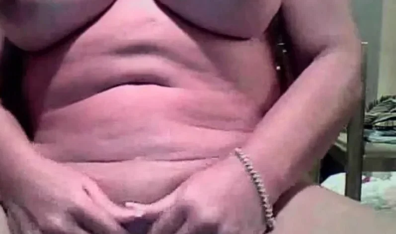 peasant mom with big tits cums in the morning