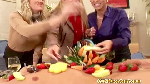 Ahryan Astyn - Cfnm And Pals Share A Cock