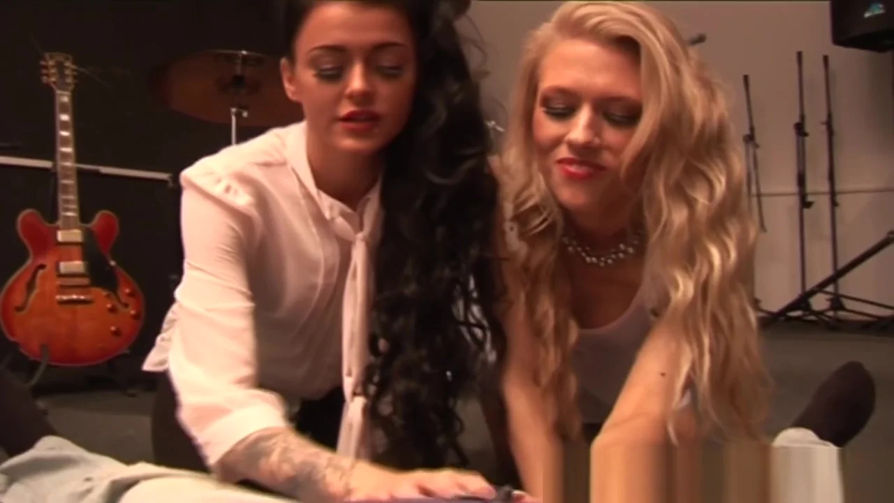 Real babes pov wanking off blokes cock