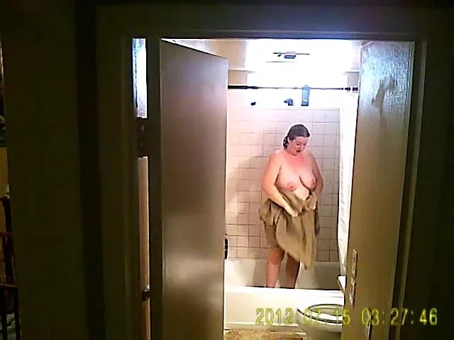 friends bbw wife spied nude