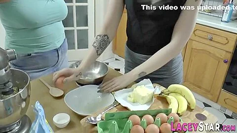 Mom Gilf Licks Babes Cunt - Granny Lesbian Porn