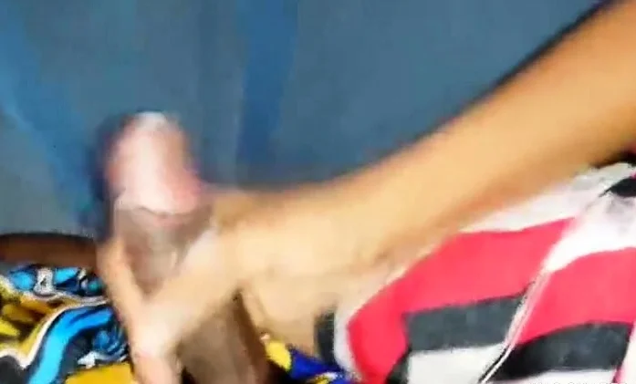 Sri Lankan Girl's Handjob at Home