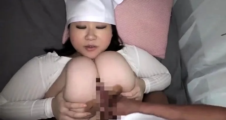 BBW P-Cup (Japanese Monster Tits Covered in Cum) - Mature