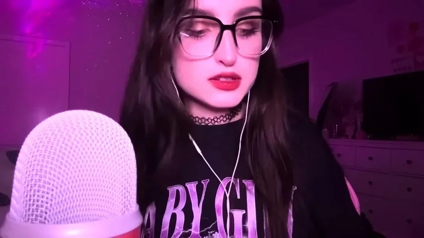beebee asmr - ASMR - Chaotic Mouth Sounds, Upclose Hand