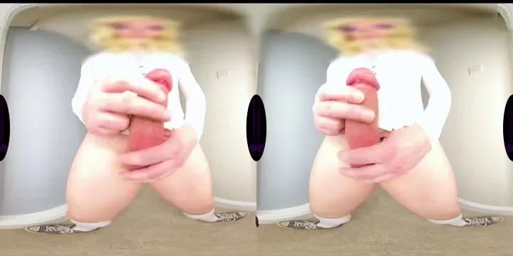 The English Mansion - Sissy Sneak Out - VR. Featuring