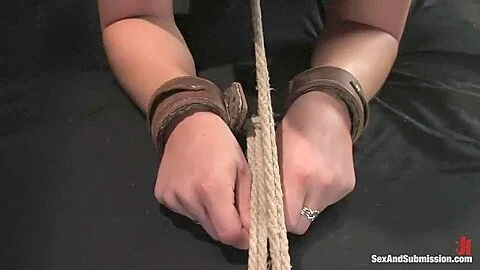 Anal Queen Aline