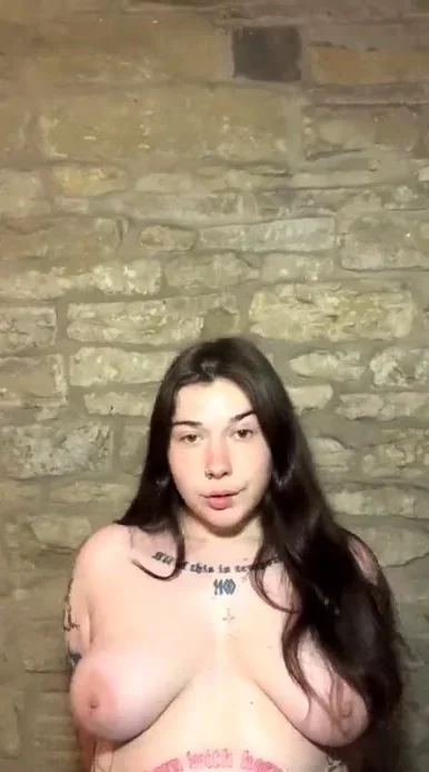 Brunette Big Boobs Masturbating