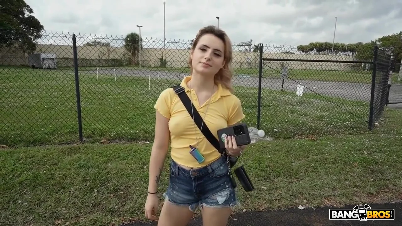 Evies Anal Ride
