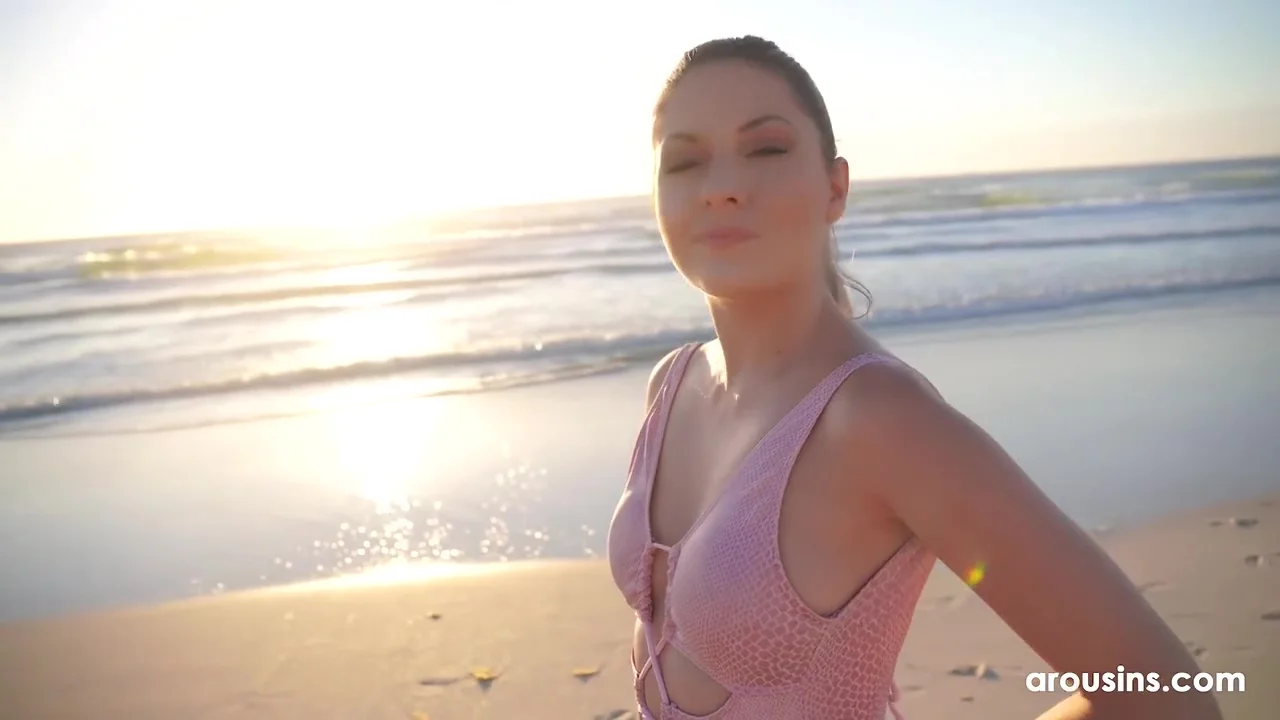 Hot Blowjob On The Beach - Rebecca Volpetti
