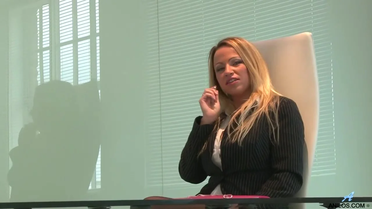 She Is The Boss - Taylor Morgan