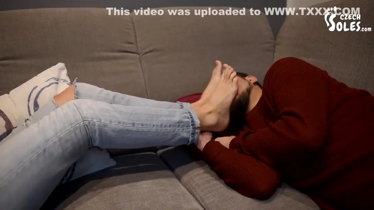 First Foot Worship In Her Life! (foot Fetish Sexy Feet Bare Feet Young Feet) With Nikola S