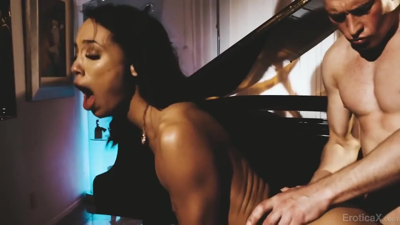 Hard Sex With Ebony With Alexis Tae