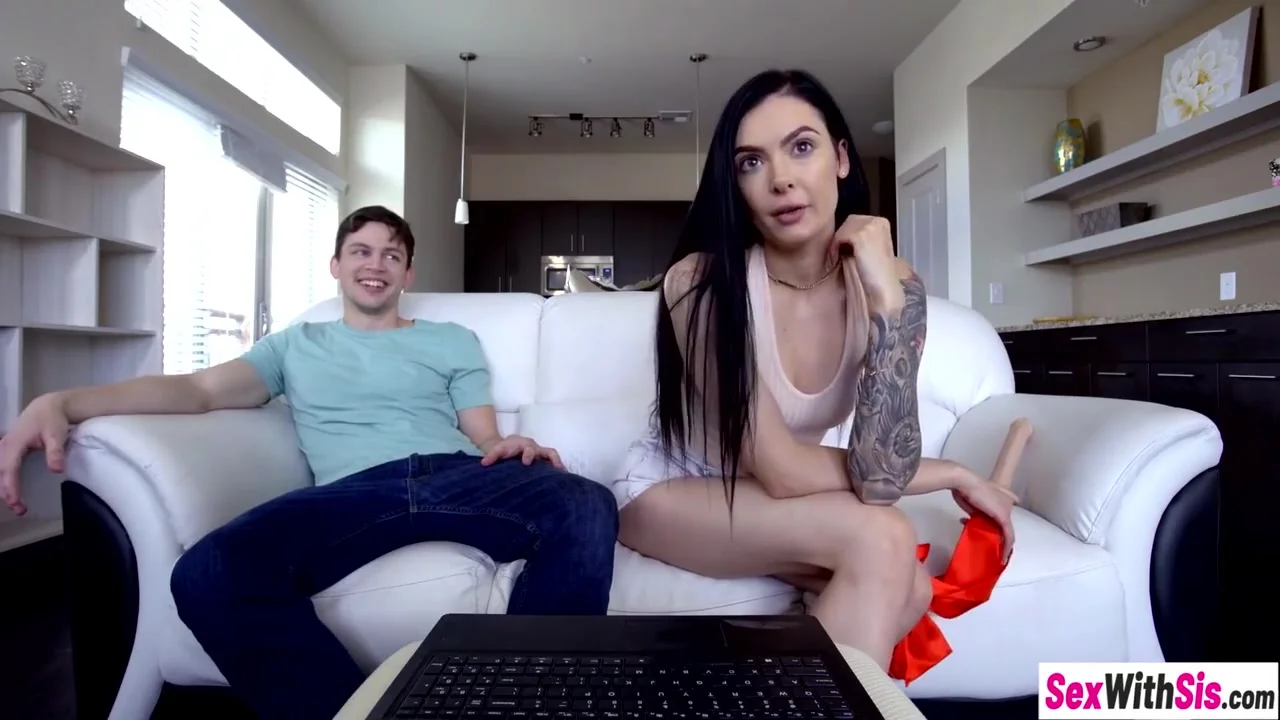 Stepbro Surprised Stepsis With His Huge Dick In Hot Challenge - Marley Brinx