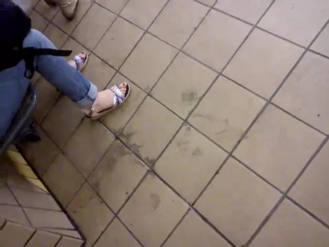 Public Feet 9