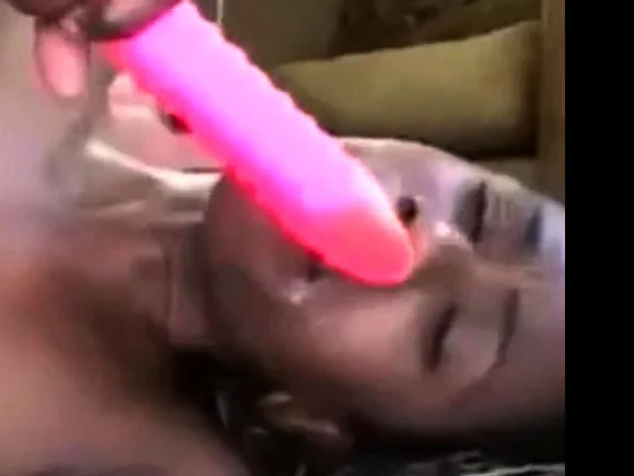 Nigerian girl has anal sex with white friend