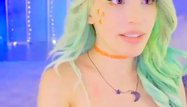 Blonde Teen Sucking Big Cock