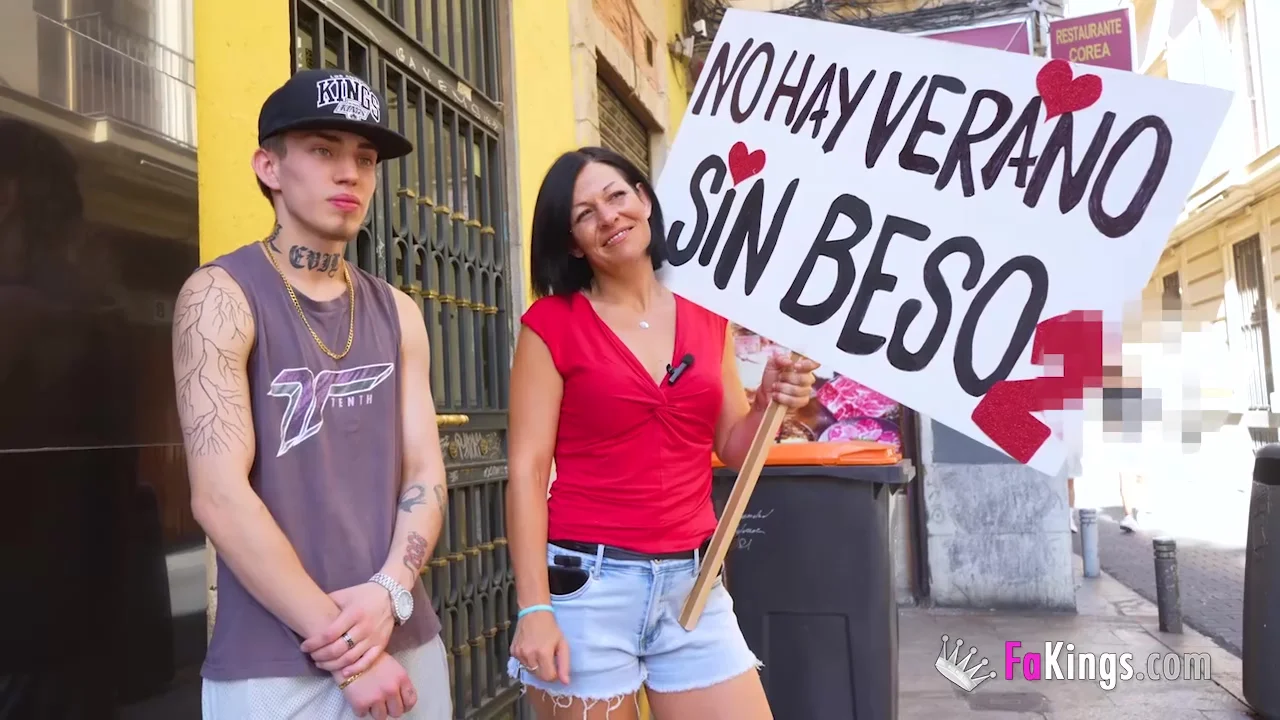 Sandra V - Picking Up Random Guys! Its Time For Kissing Sandra On The Street Again