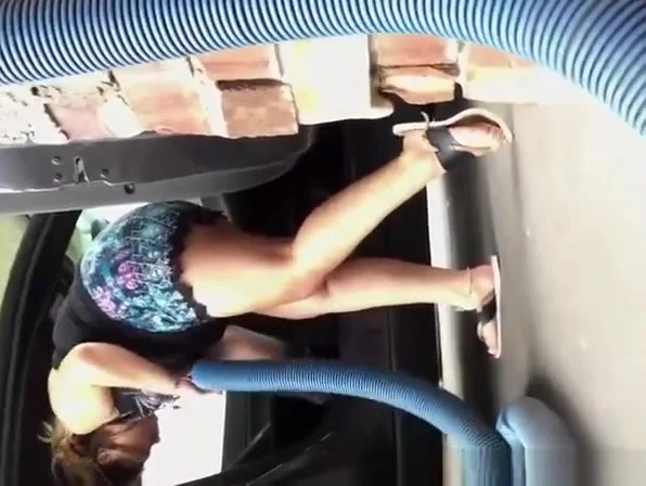 Chubby latina woman upskirt