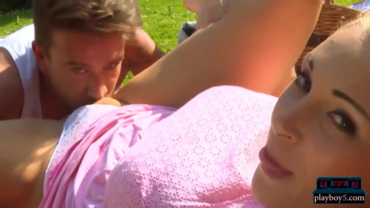 Outdoor Fooling Around And Fucking With Real Amateur Co