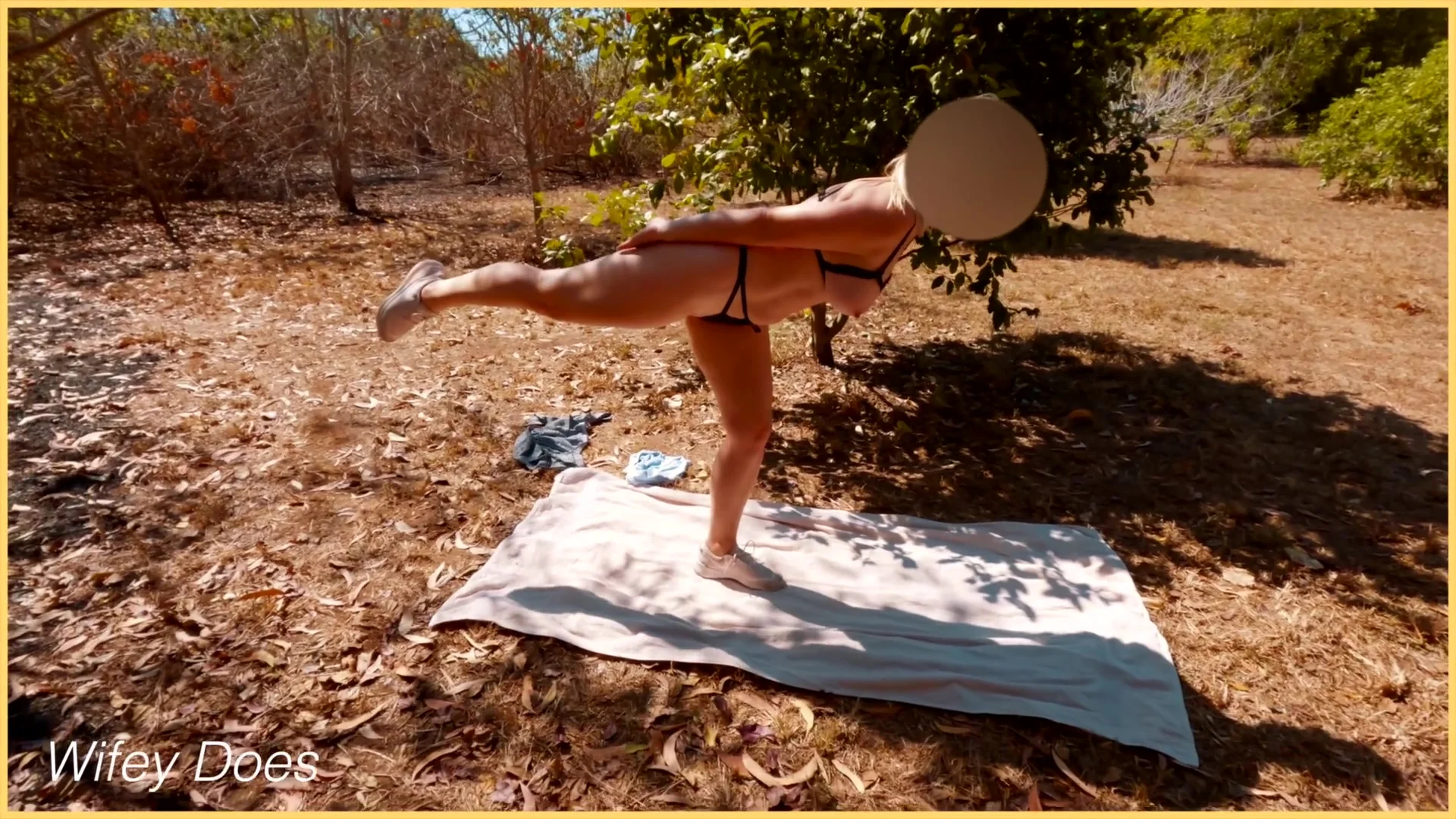 Milf Does Nude Public Yoga At Public Space