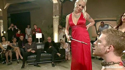 Lorelei Lee's LIVE and PUBLIC 10th Anniversary FemDom Bash!