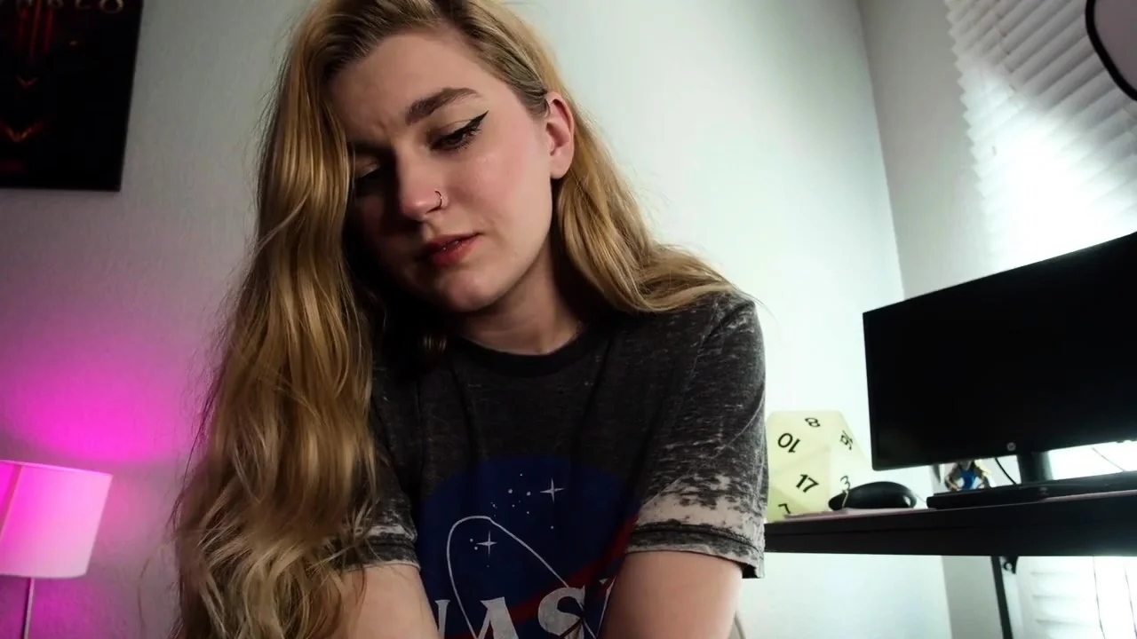 Jaybbgirl – Mom And Dad Are Home