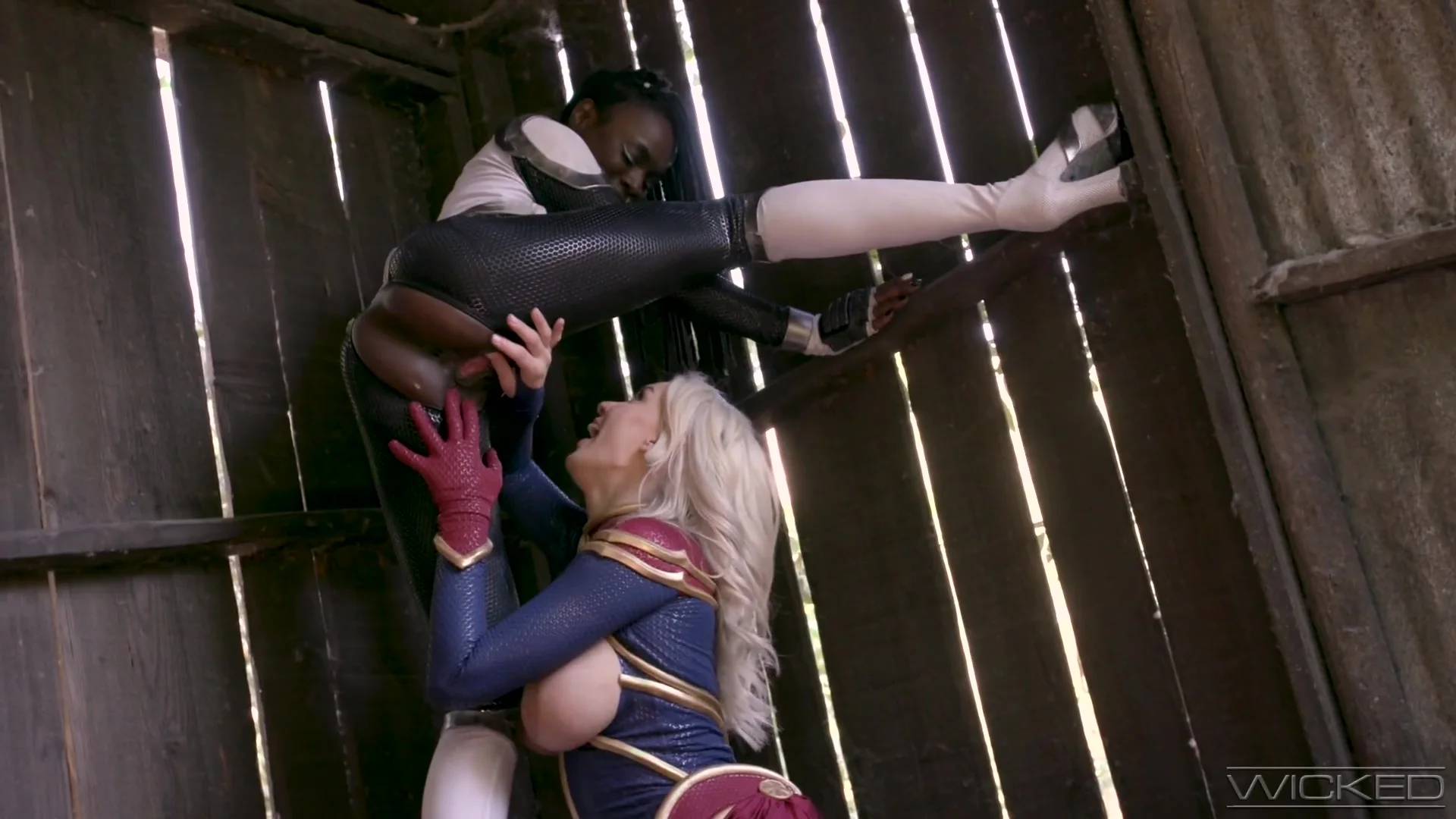 Makes Her Alter Dimension Black Self Squirt Hard Full Scene With Captain Marvel