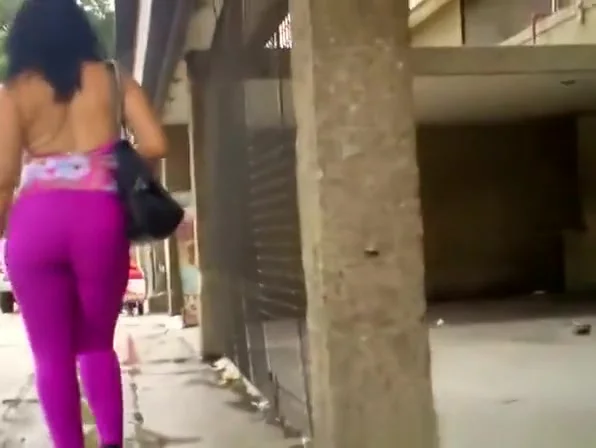 Big ass latin chick in purple leggings