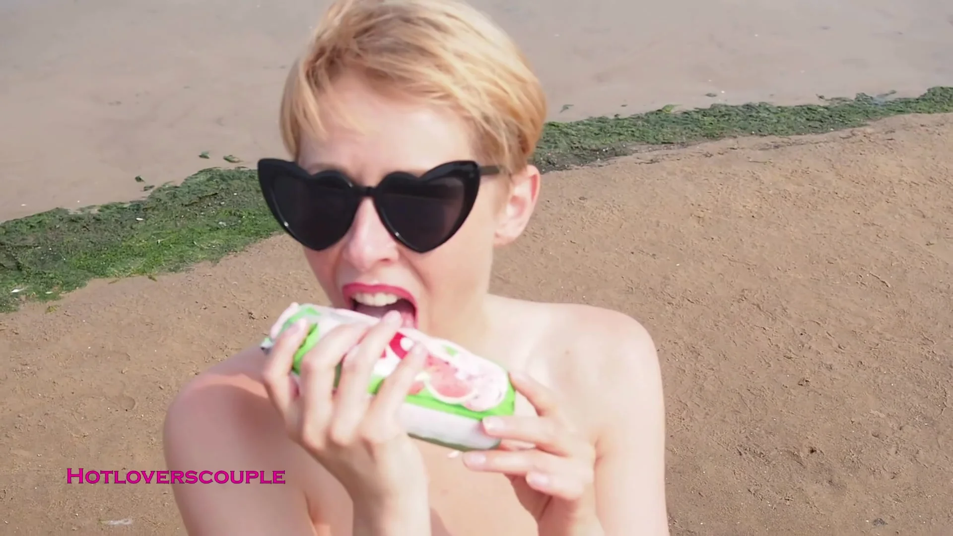 Sexy Milf Naked On The Beach Eating Ice Cream Like Sucking Dick