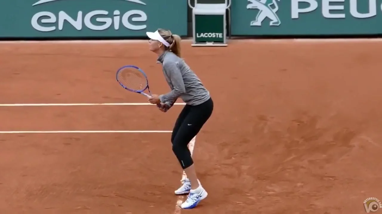 Leggy tennis babe practices in tight spandex pants