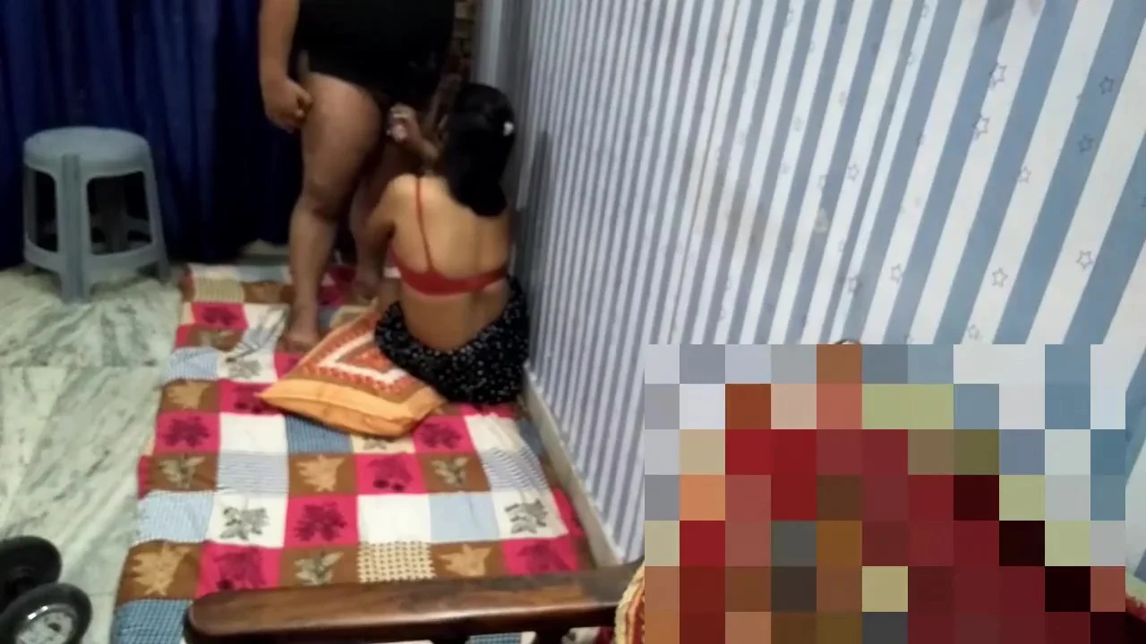 Amateur teen 18+ Girlfriend Riding Dick - Real Couple Have Rough Sex