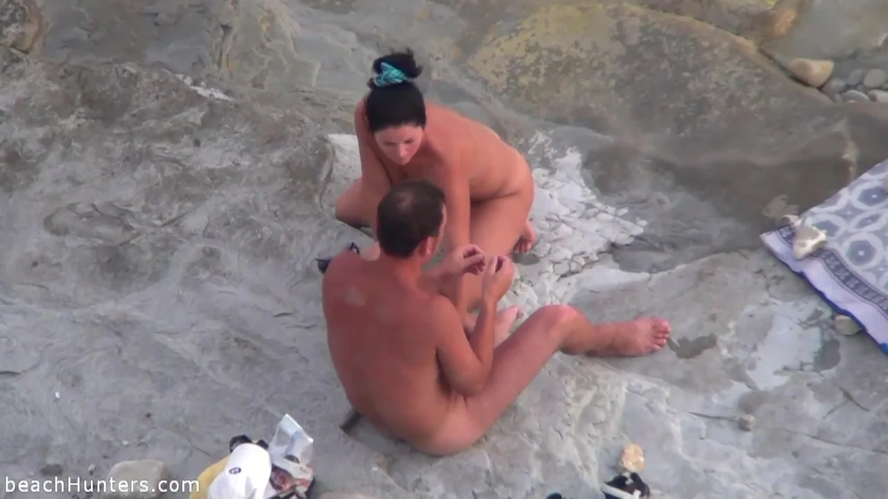 Amateurs Beach Sex Lola Sanders